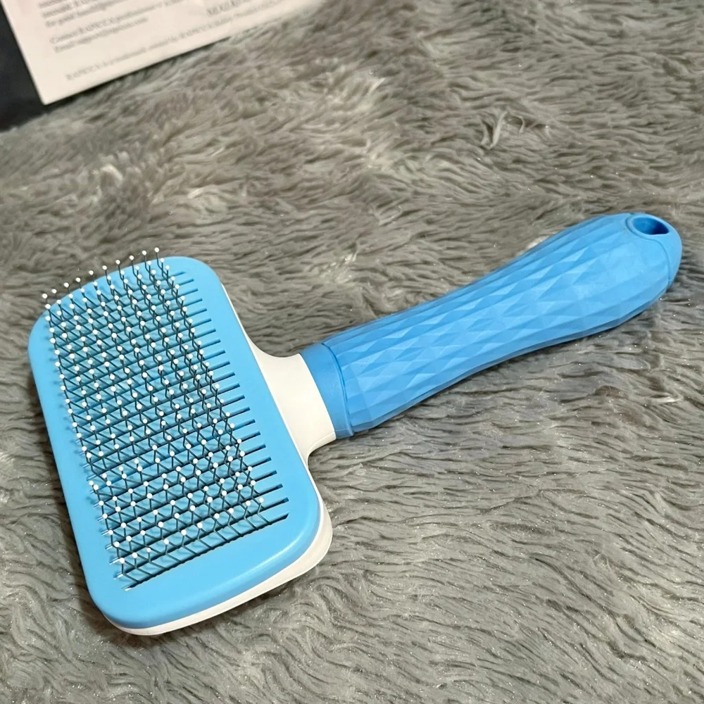 Rapicca Leather Animal Handling Gloves and Self Cleaning Animal Hair Brush